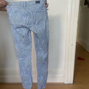 Blue & white paisley skinny jeans
